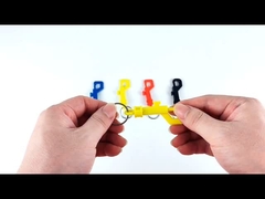 Пластиковые перчатки